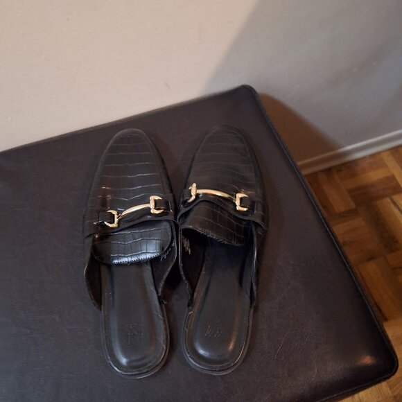 BLACK LOAFERS.SIZE 11. - Picture 2 of 3
